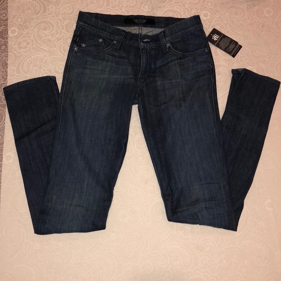 Rock & Republic Low Rose Skinny Dark Wash Jeans - Picture 2 of 5